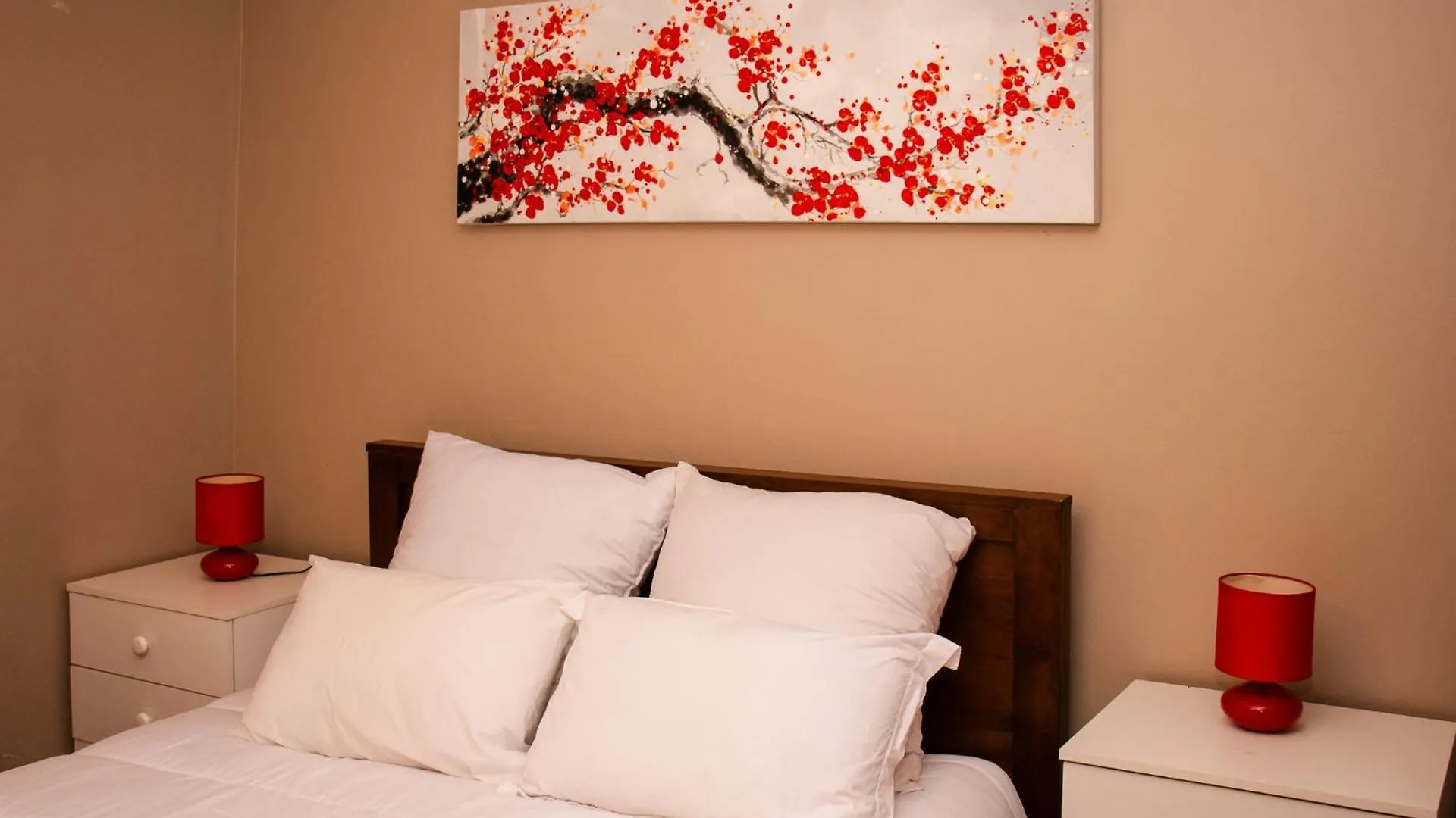 Stay In Tehama Cape Town 0*,  Güney Afrika