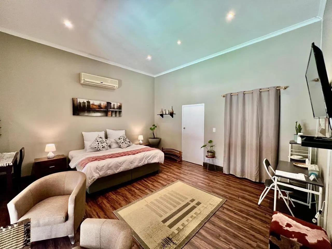 Stay In Tehama Cape Town